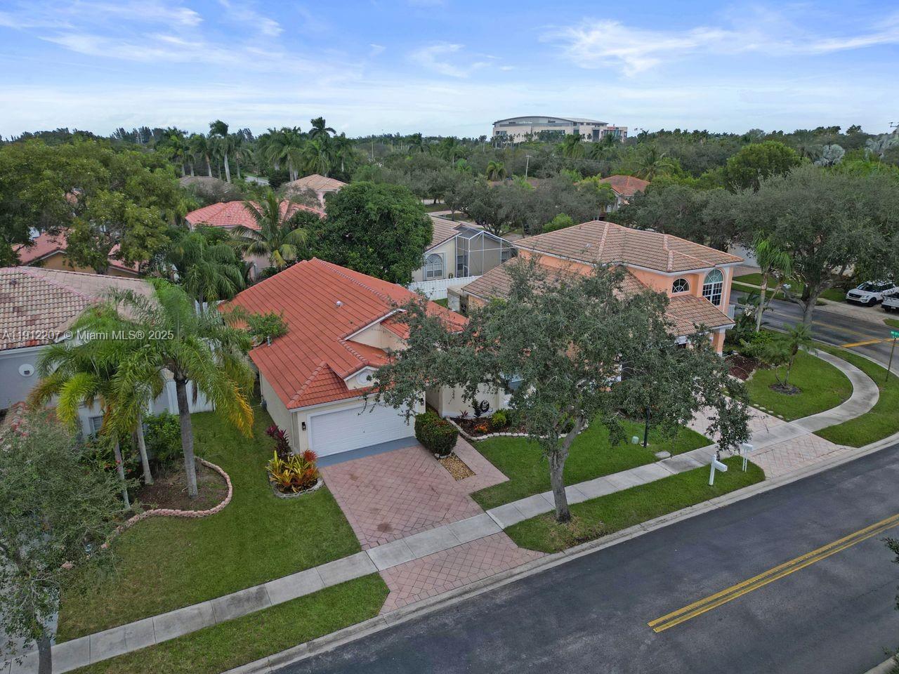 SAWGRASS PRESERVE - Residential