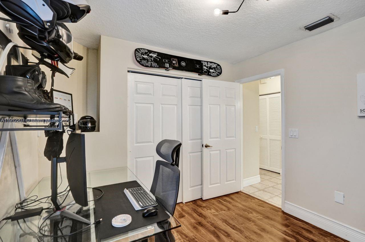 SAWGRASS PRESERVE - Residential