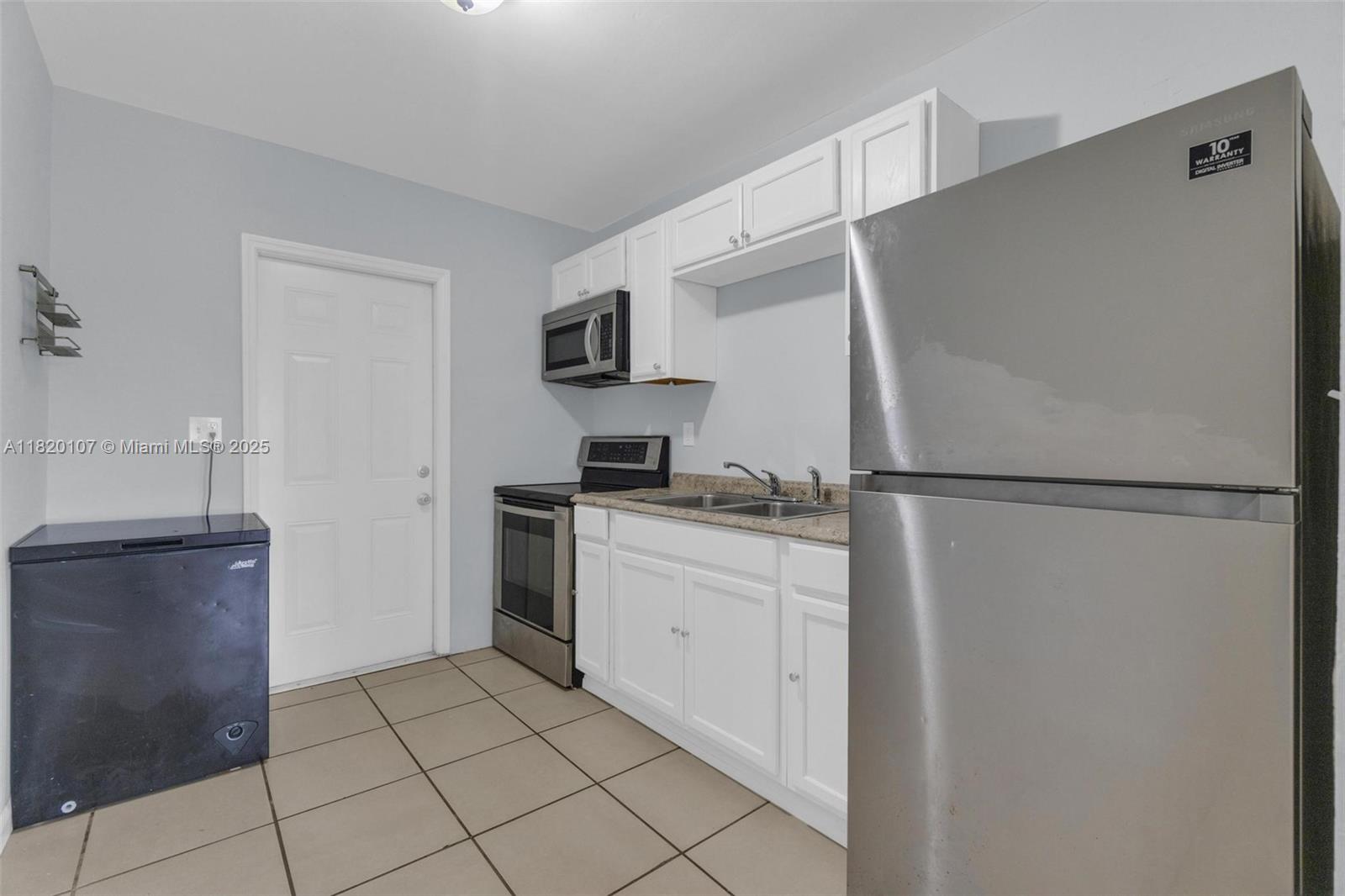WASHINGTON PARK FOURTH AD - Residential Lease