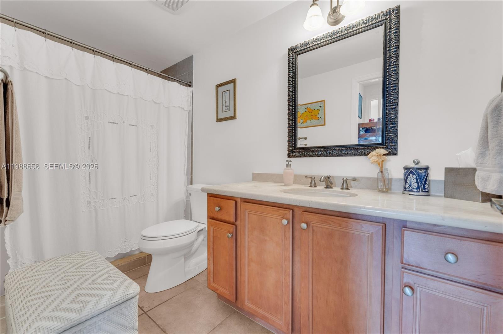 GRANADA GRAND CONDO - Residential