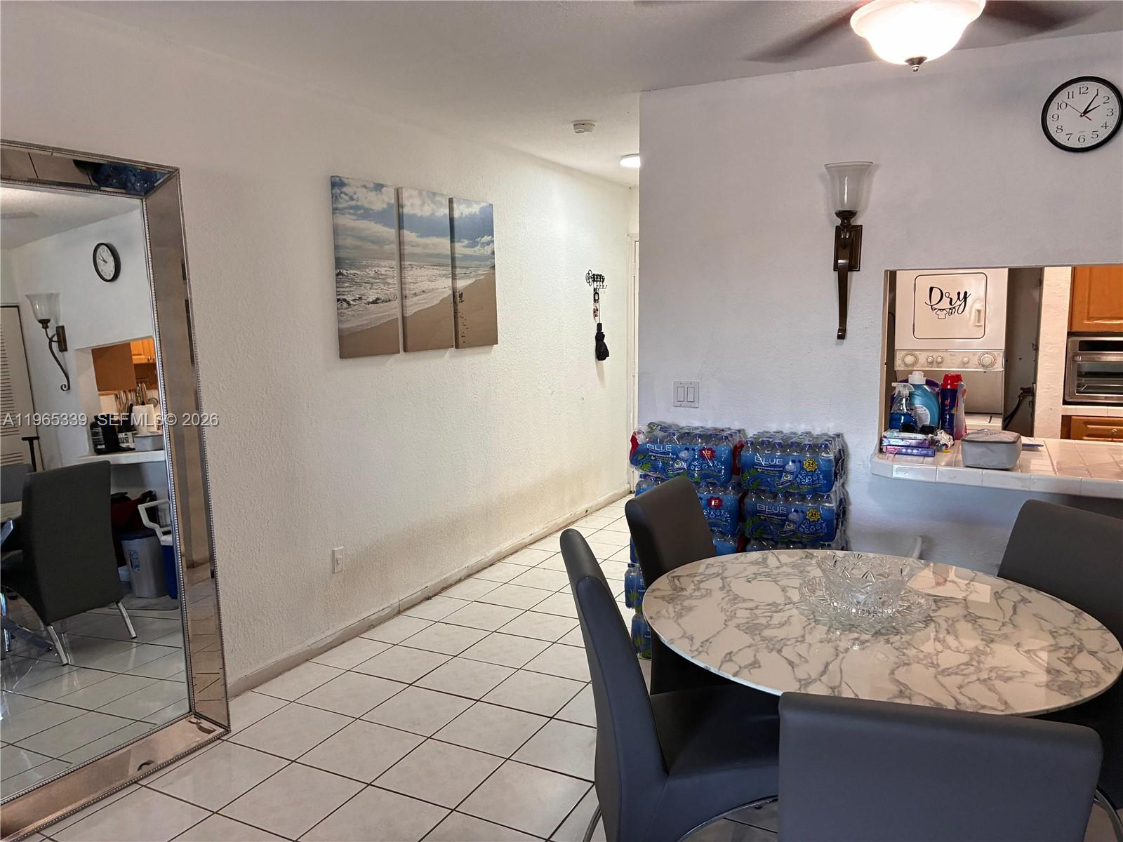 LOS ARBOLES CONDO - Residential