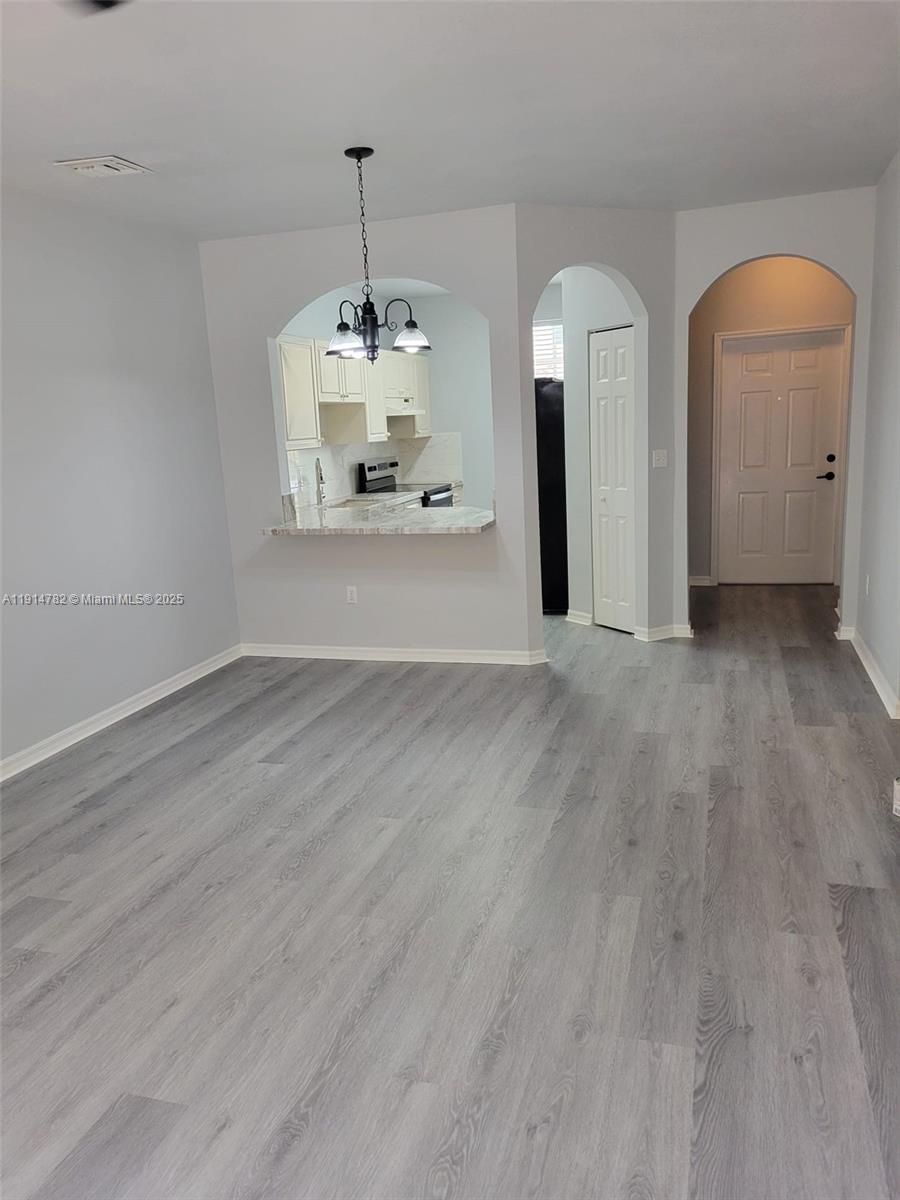 CASA DEL SUR - Residential Lease