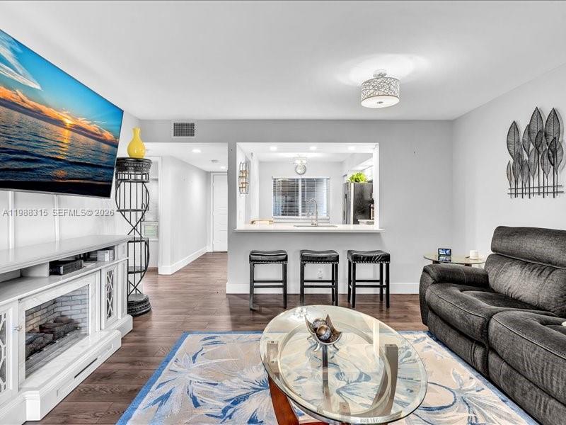 BUCKINGHAM EAST AT CENTUR - Residential