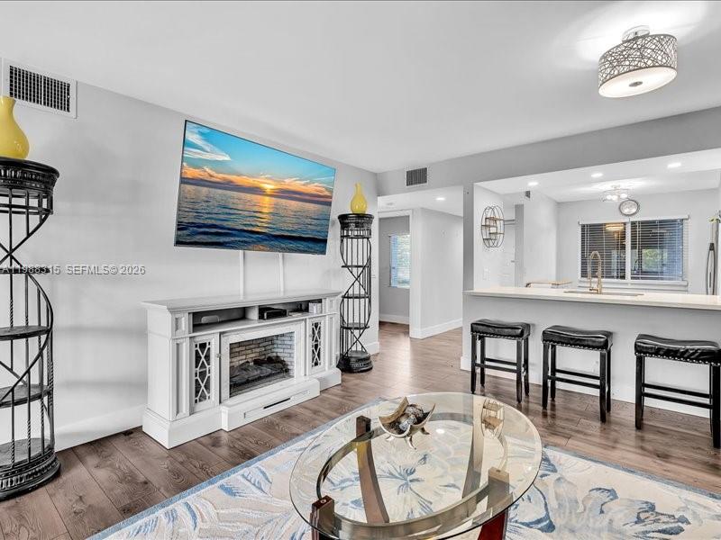 BUCKINGHAM EAST AT CENTUR - Residential