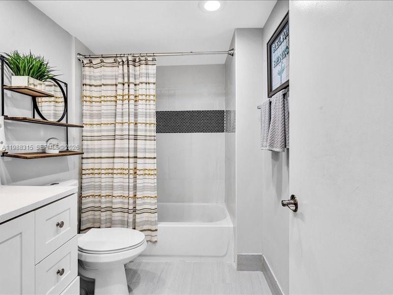 BUCKINGHAM EAST AT CENTUR - Residential