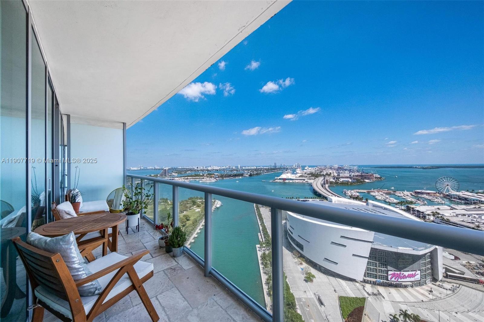 MARINABLUE CONDO - Residential Lease