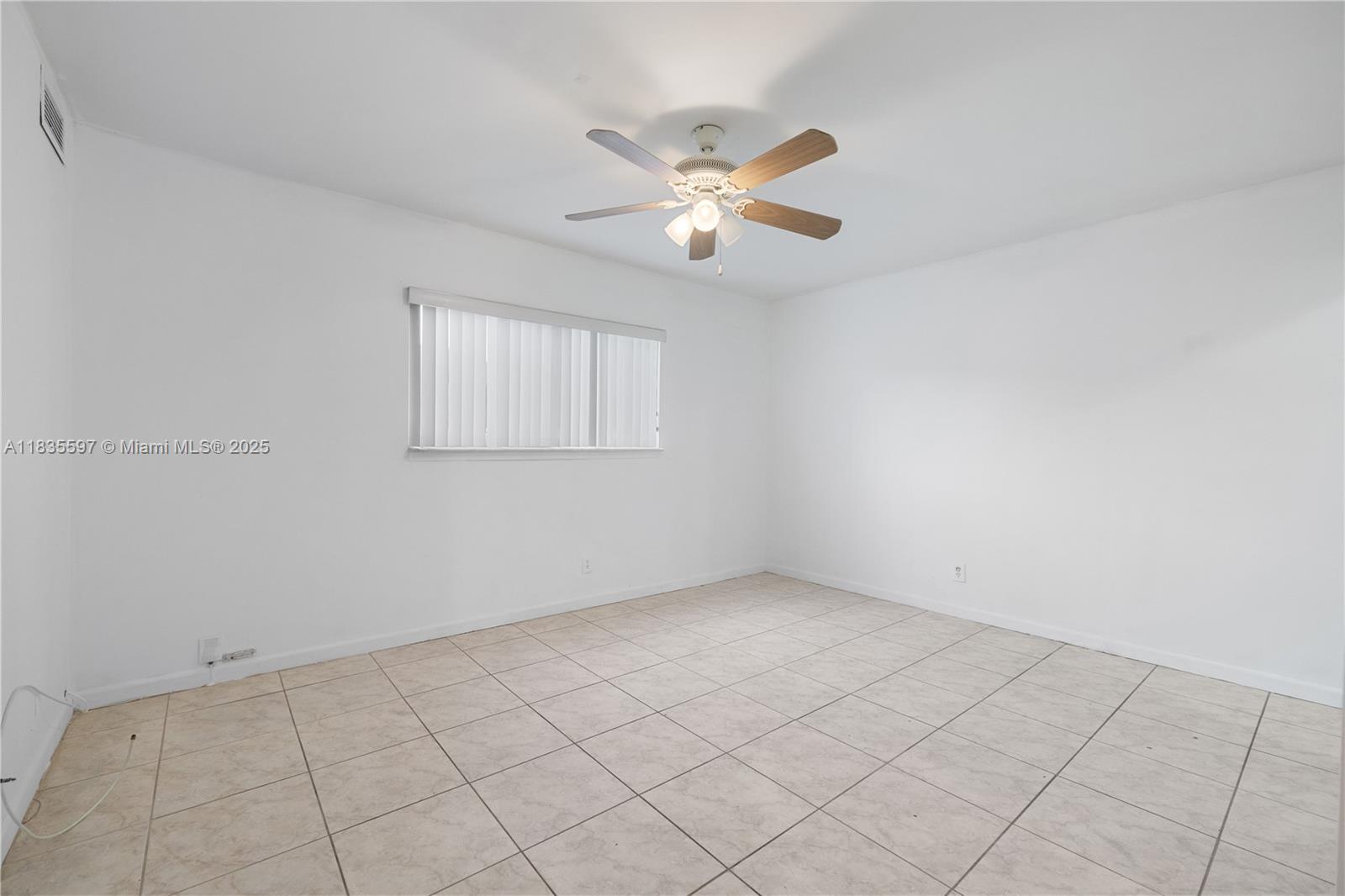 2912 NW 55th Ave 1C