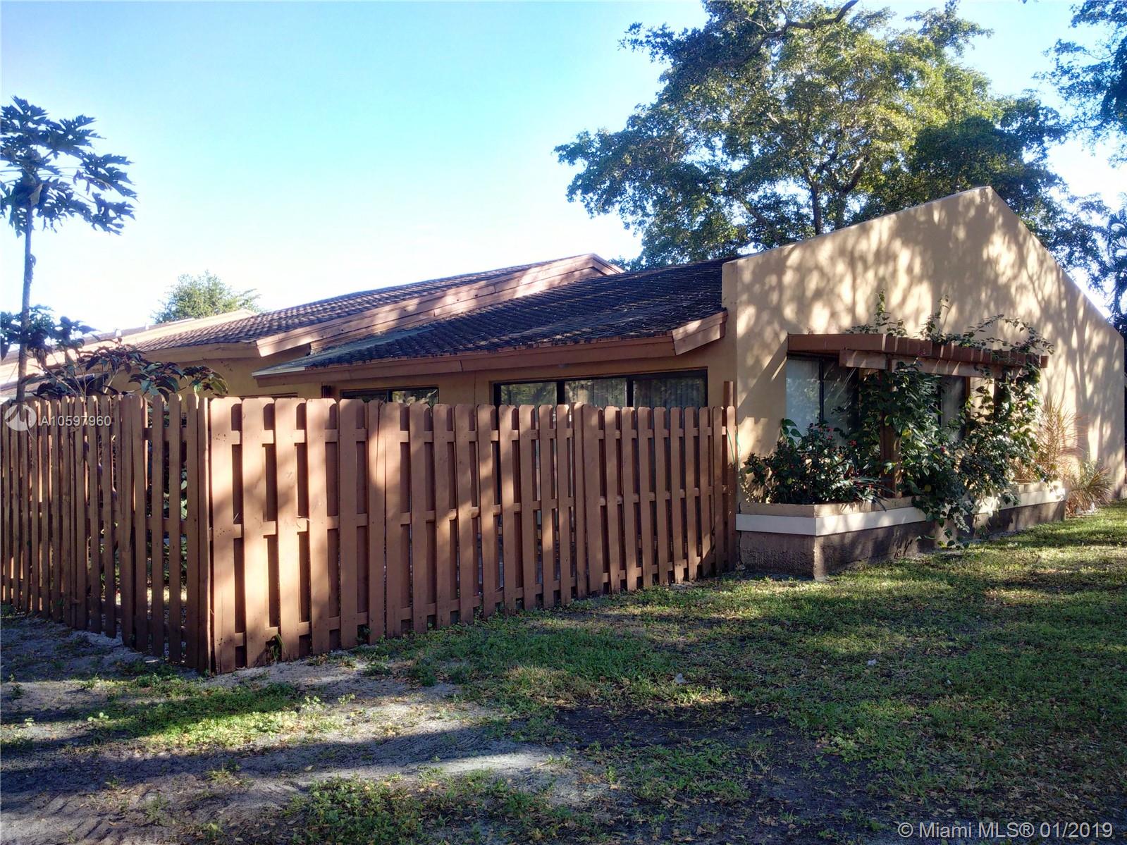 JACARANDA PARCEL 482 - Residential