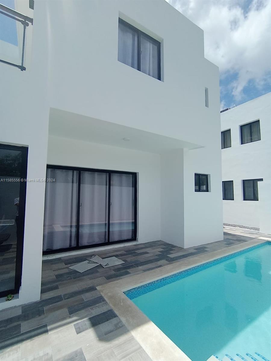 Sky Line - Residential