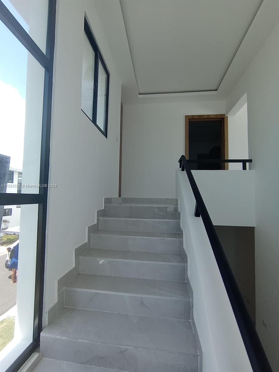 Sky Line - Residential