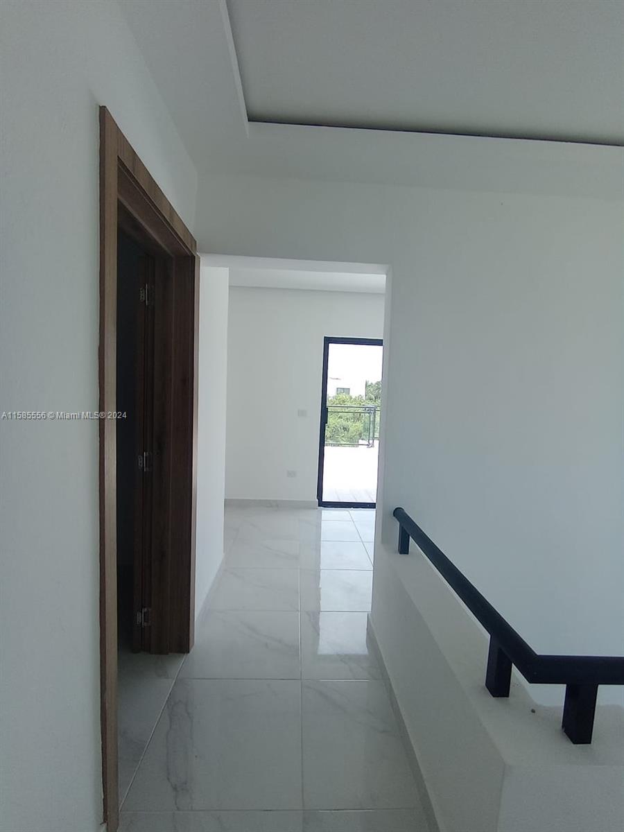 Sky Line - Residential