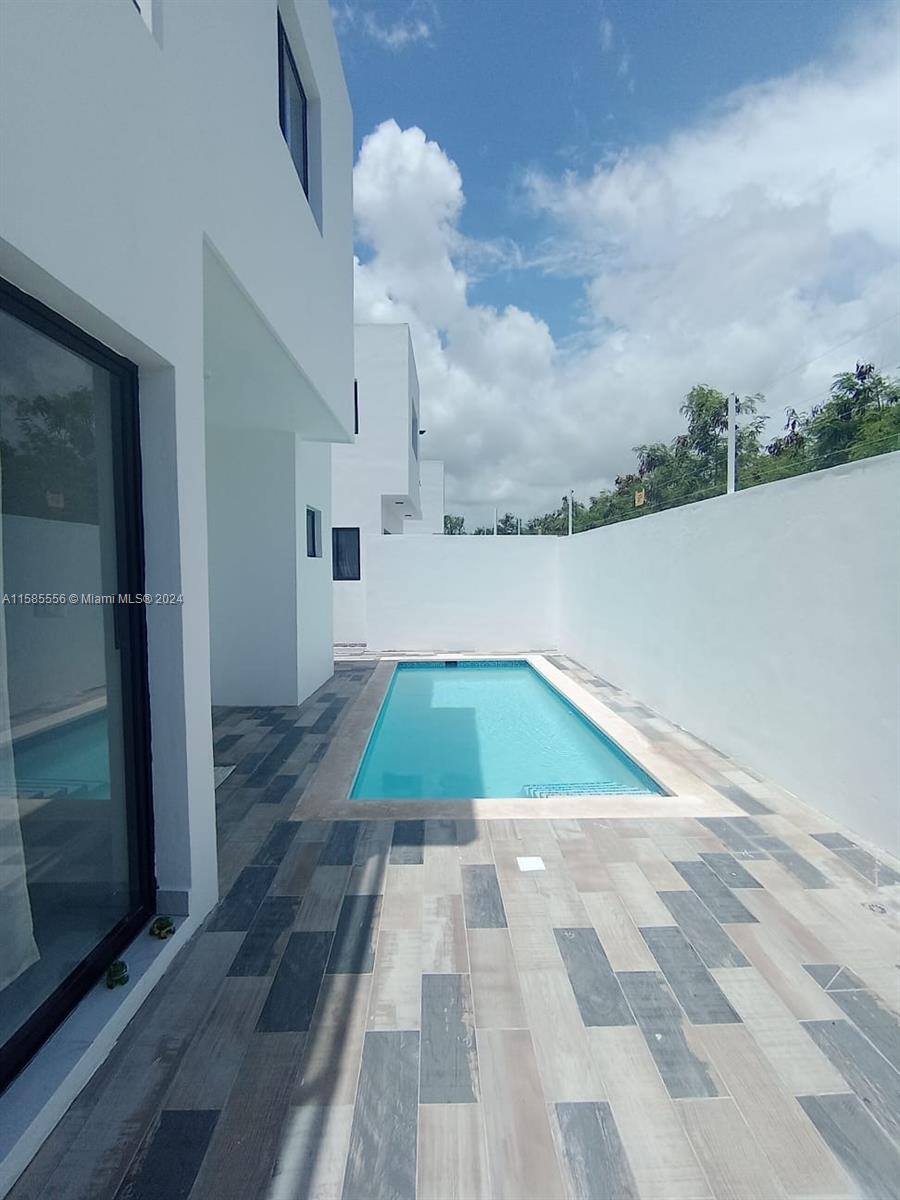 Sky Line - Residential