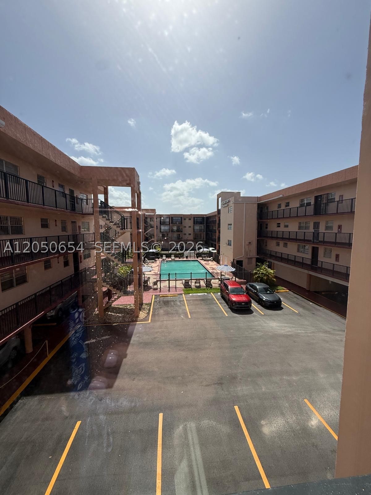 1855 W 60th St 346-B - Image 1