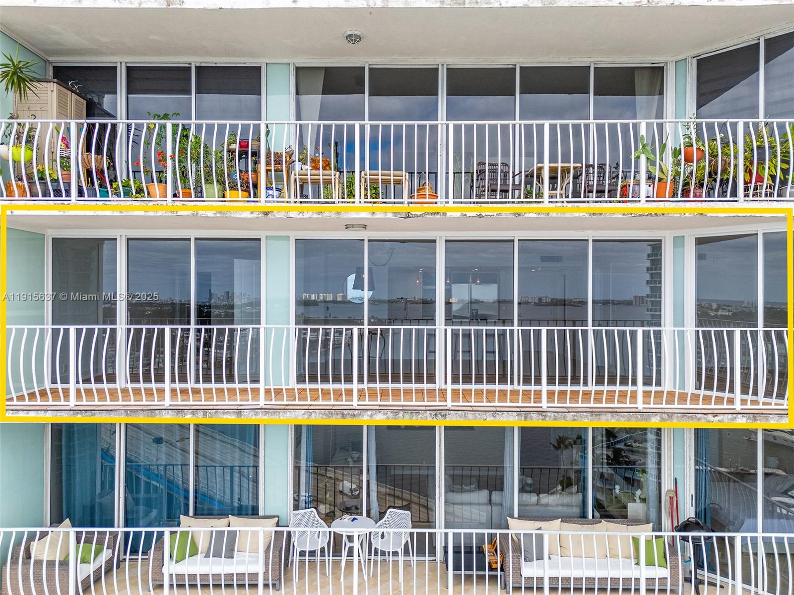 THE GRANDVIEW PALACE COND - Residential