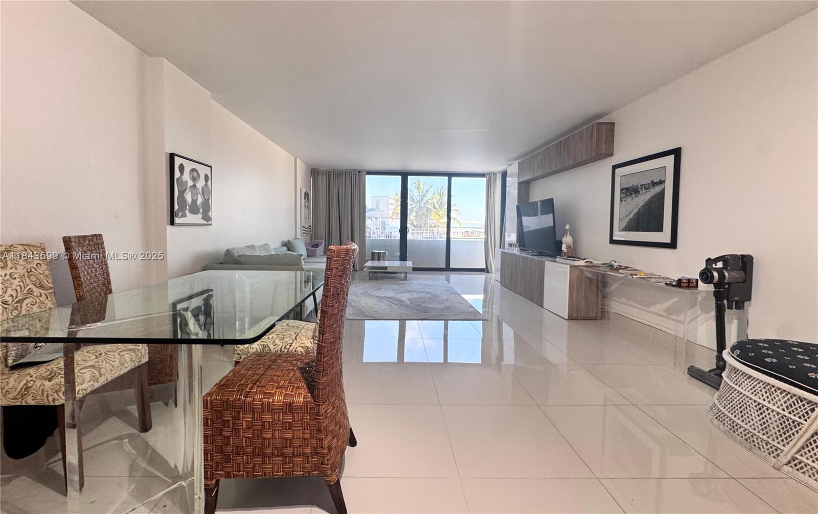 QUADOMAIN TOWER I AND IV - Residential Lease