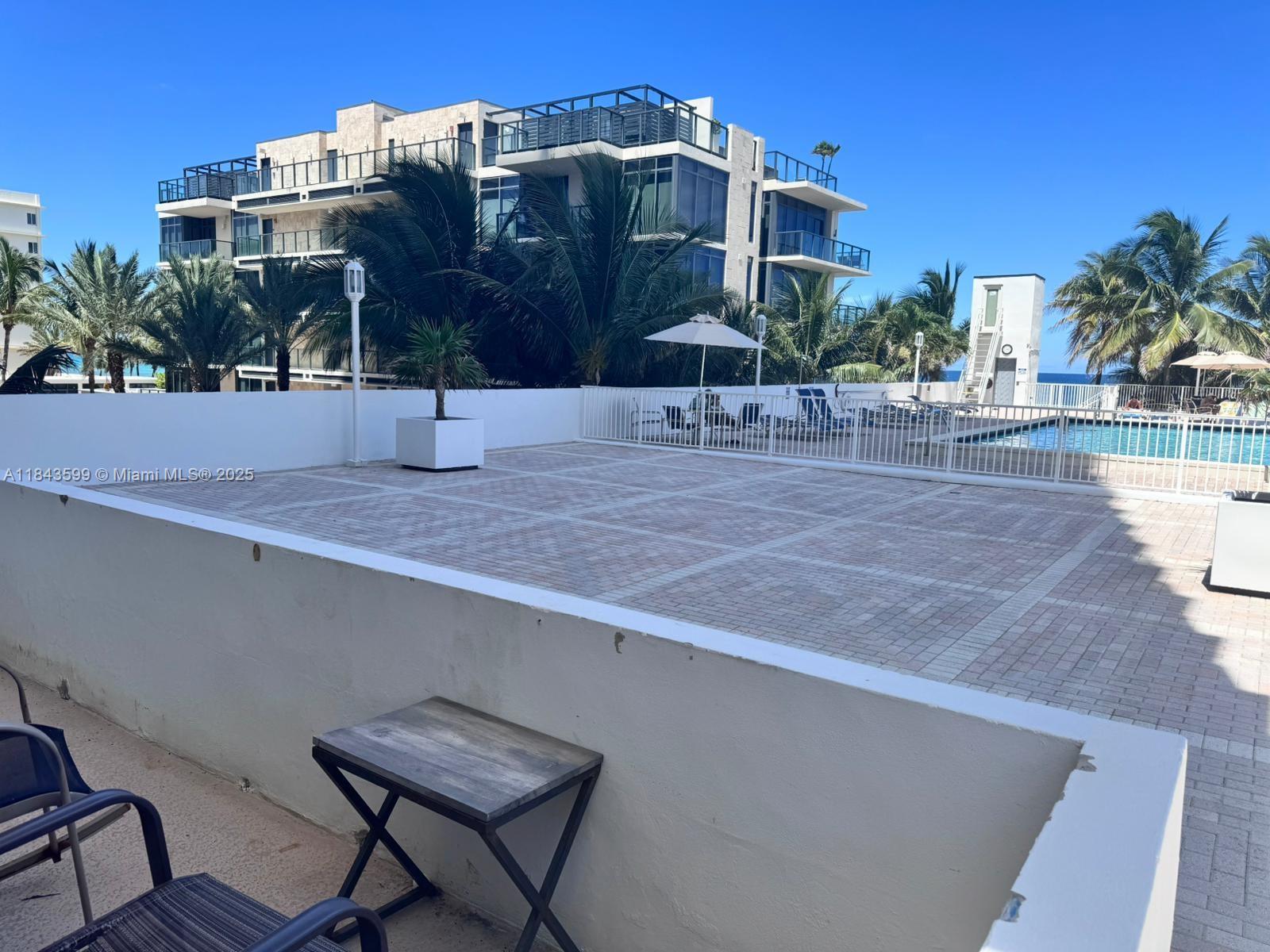 QUADOMAIN TOWER I AND IV - Residential Lease