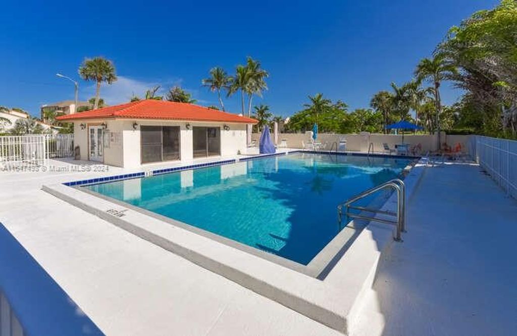 Photo of 130 Palm Ave #23A, Jupiter, FL 33477 (MLS # A11647498)