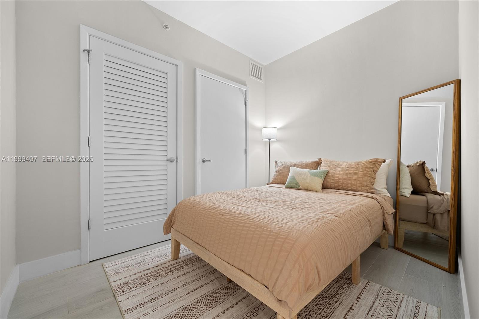 1010 BRICKELL CONDO - Residential Lease