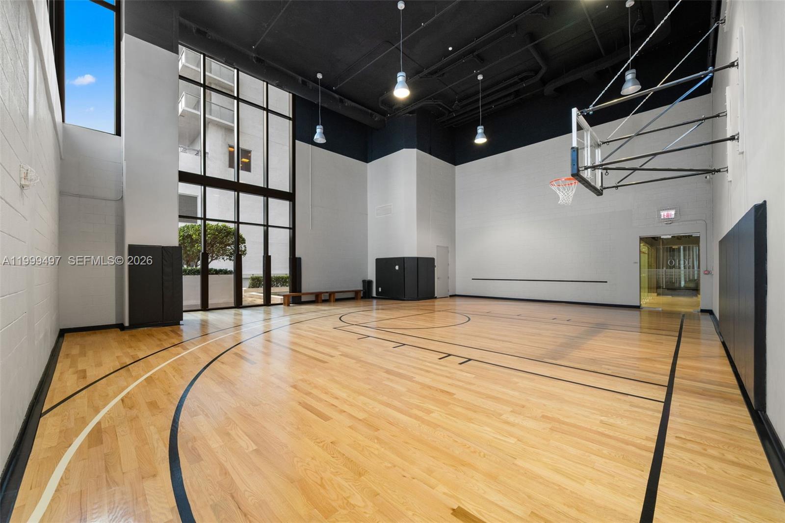 1010 BRICKELL CONDO - Residential Lease