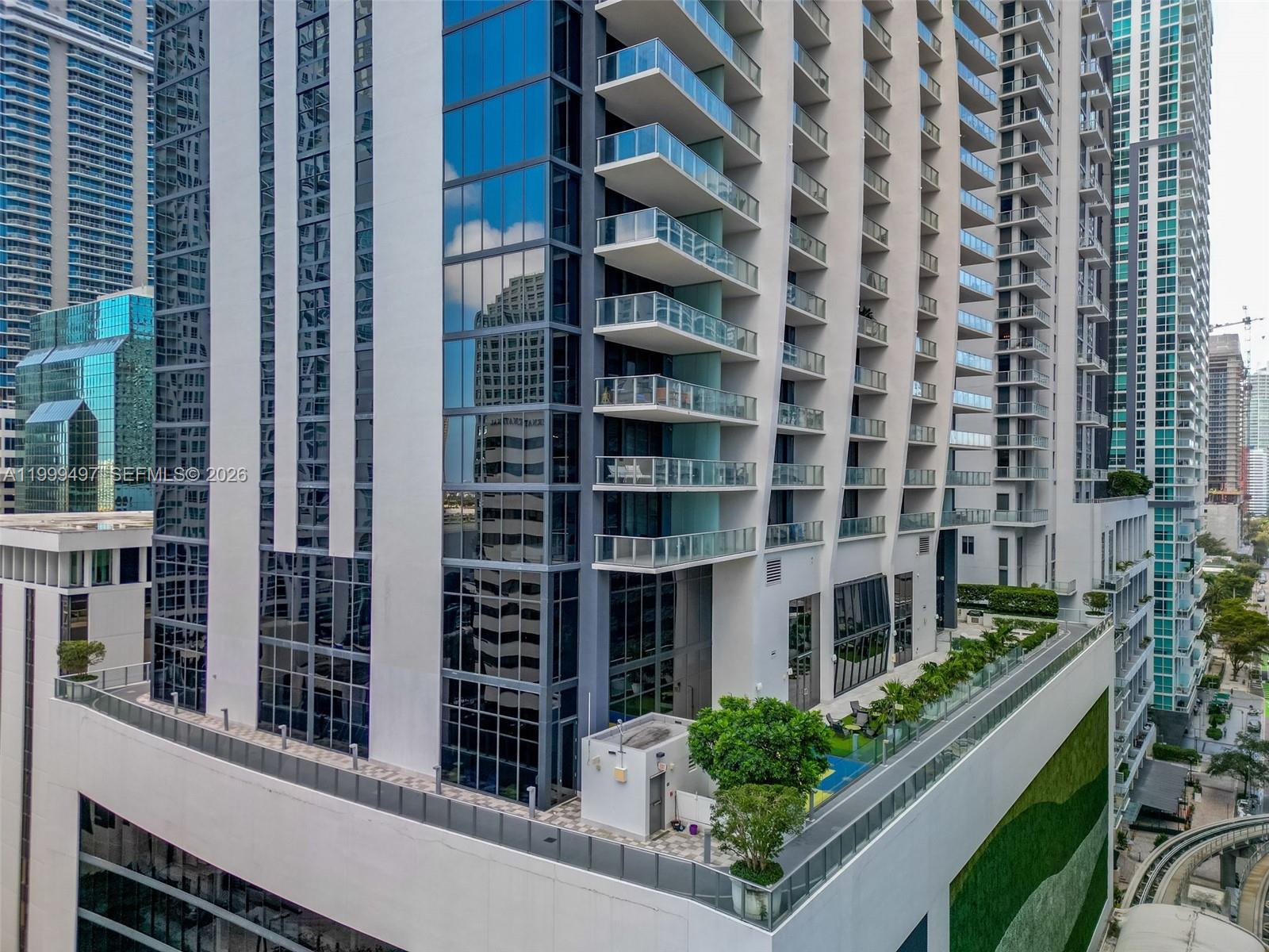 1010 BRICKELL CONDO - Residential Lease