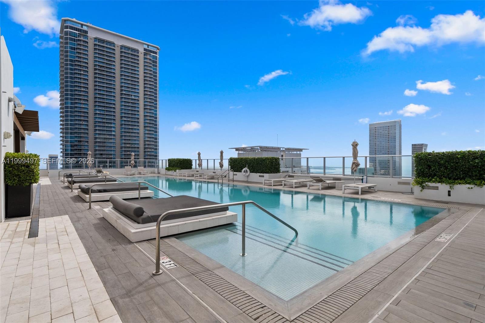 1010 BRICKELL CONDO - Residential Lease
