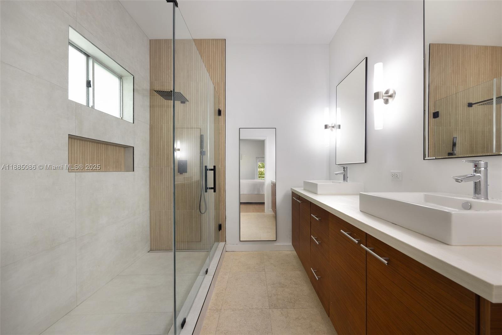 3RD AMD COCONUT GR PK - Residential Lease
