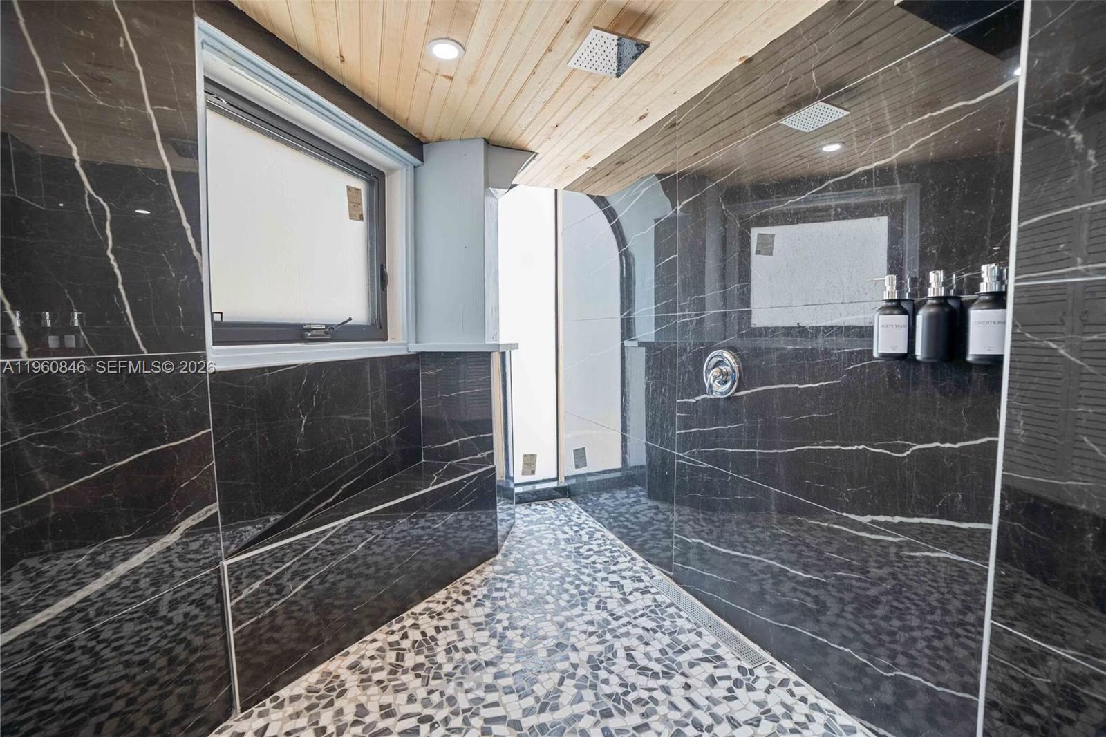 Long Beach Estates - Land