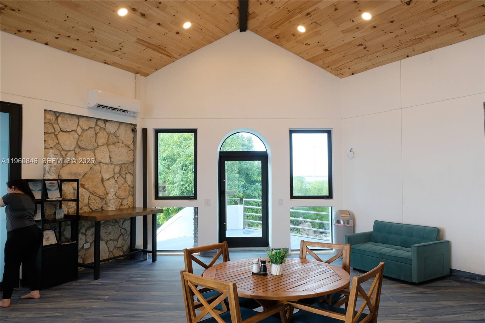 Long Beach Estates - Land