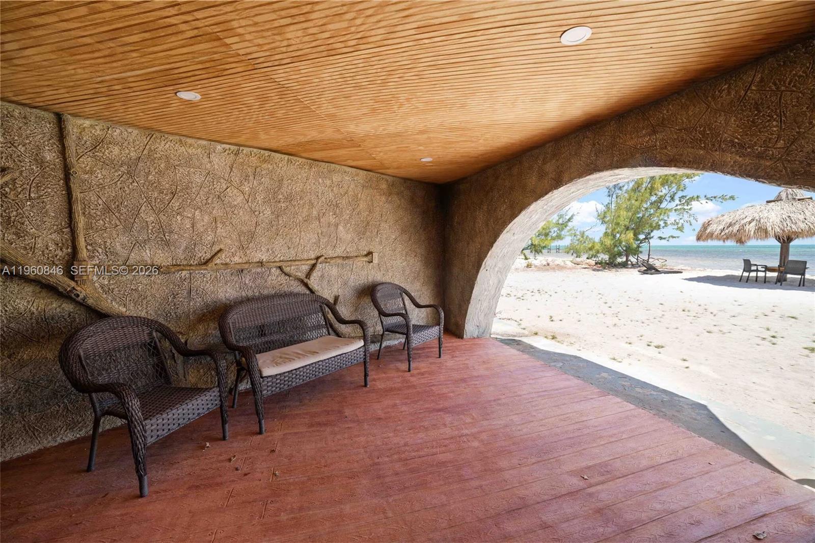 Long Beach Estates - Land