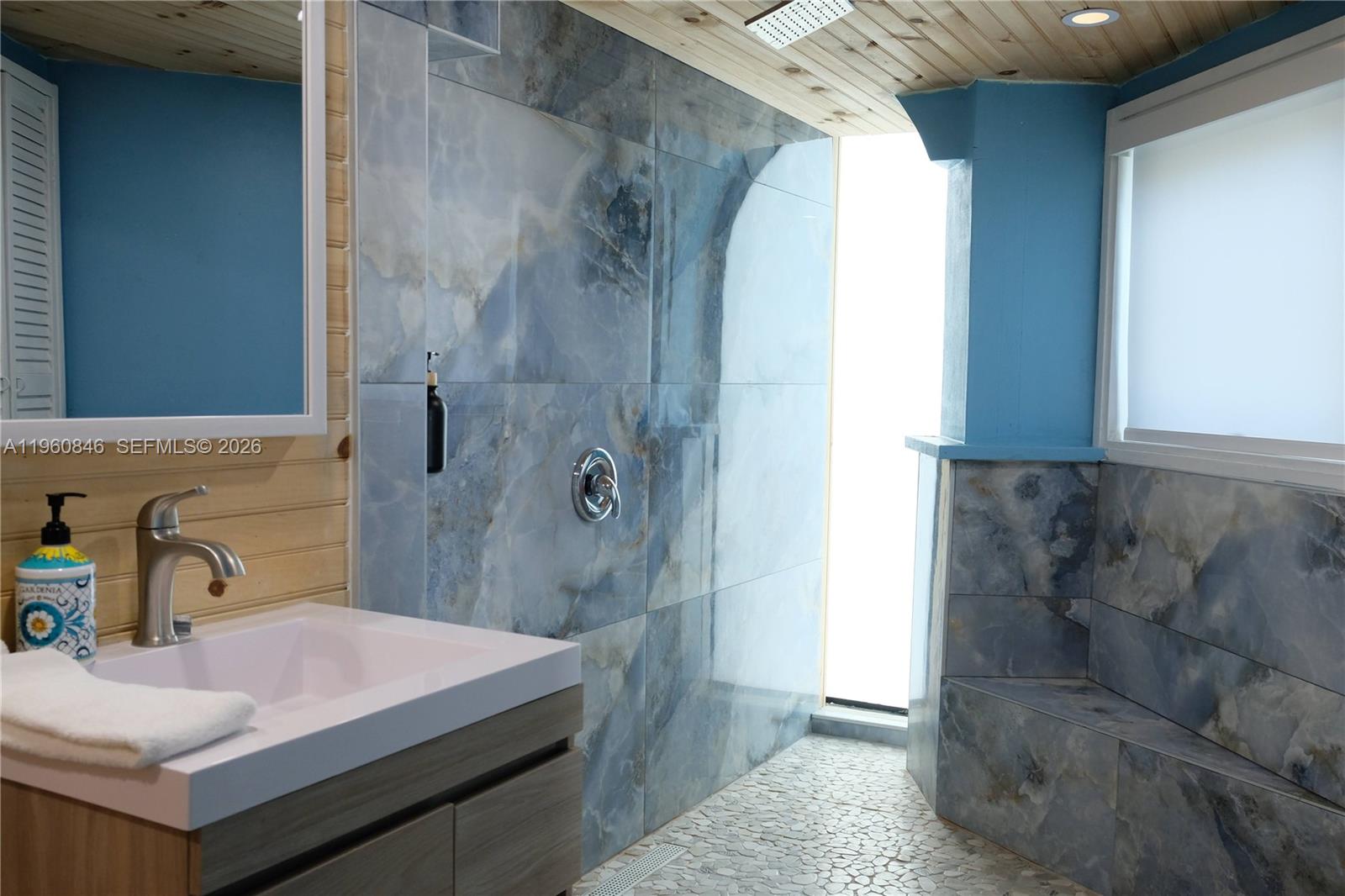 Long Beach Estates - Land