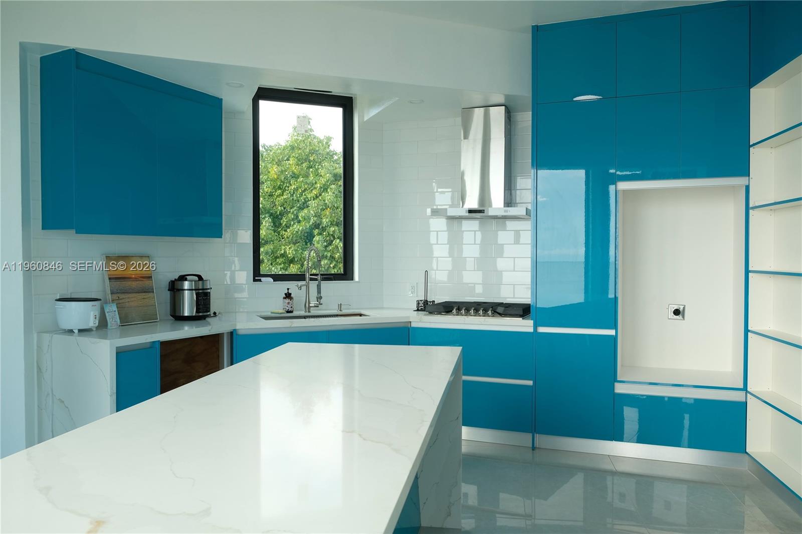 Long Beach Estates - Land