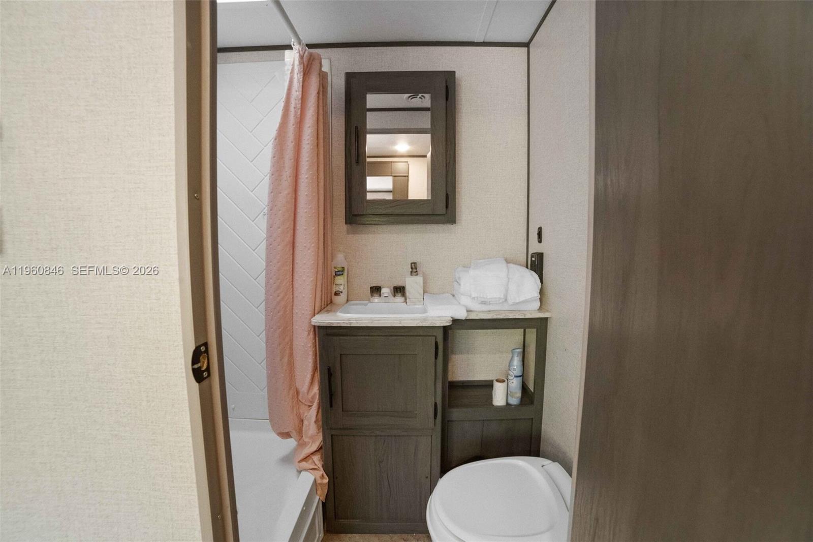 Long Beach Estates - Land