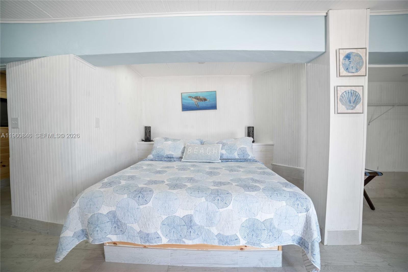 Long Beach Estates - Land