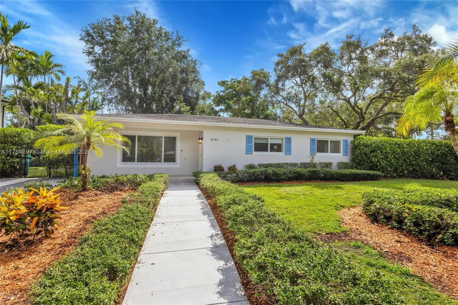 Miami, Florida 33143, United States, 3 Bedrooms Bedrooms, ,2 BathroomsBathrooms,Residential,Pending,88875