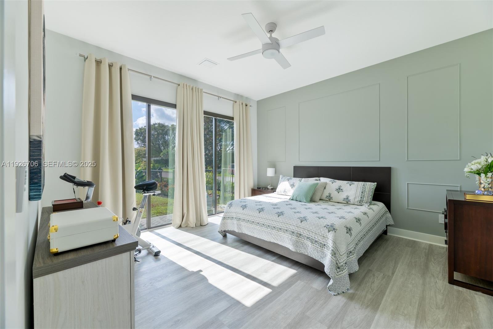 BANYAN CAY RESORT - Residential Lease