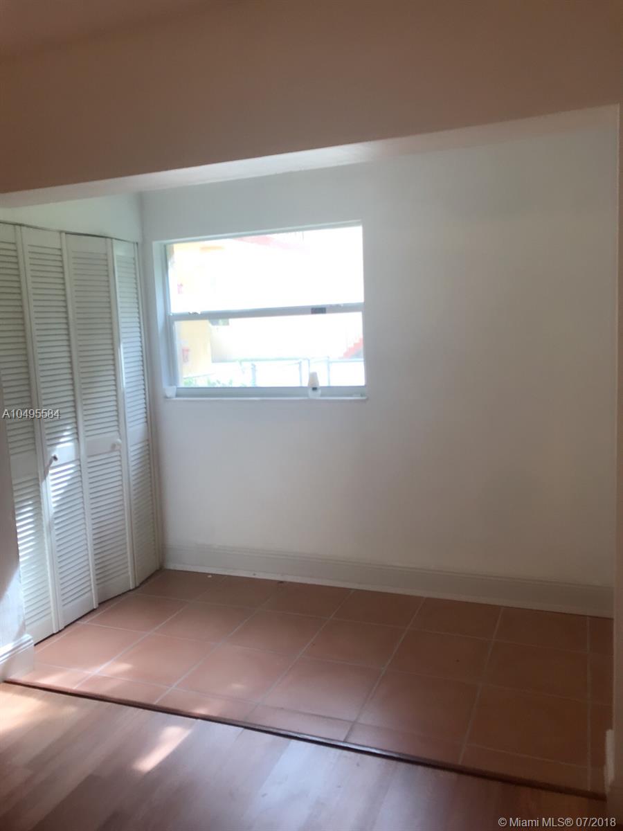 BELLA VILLAS CONDO - Residential