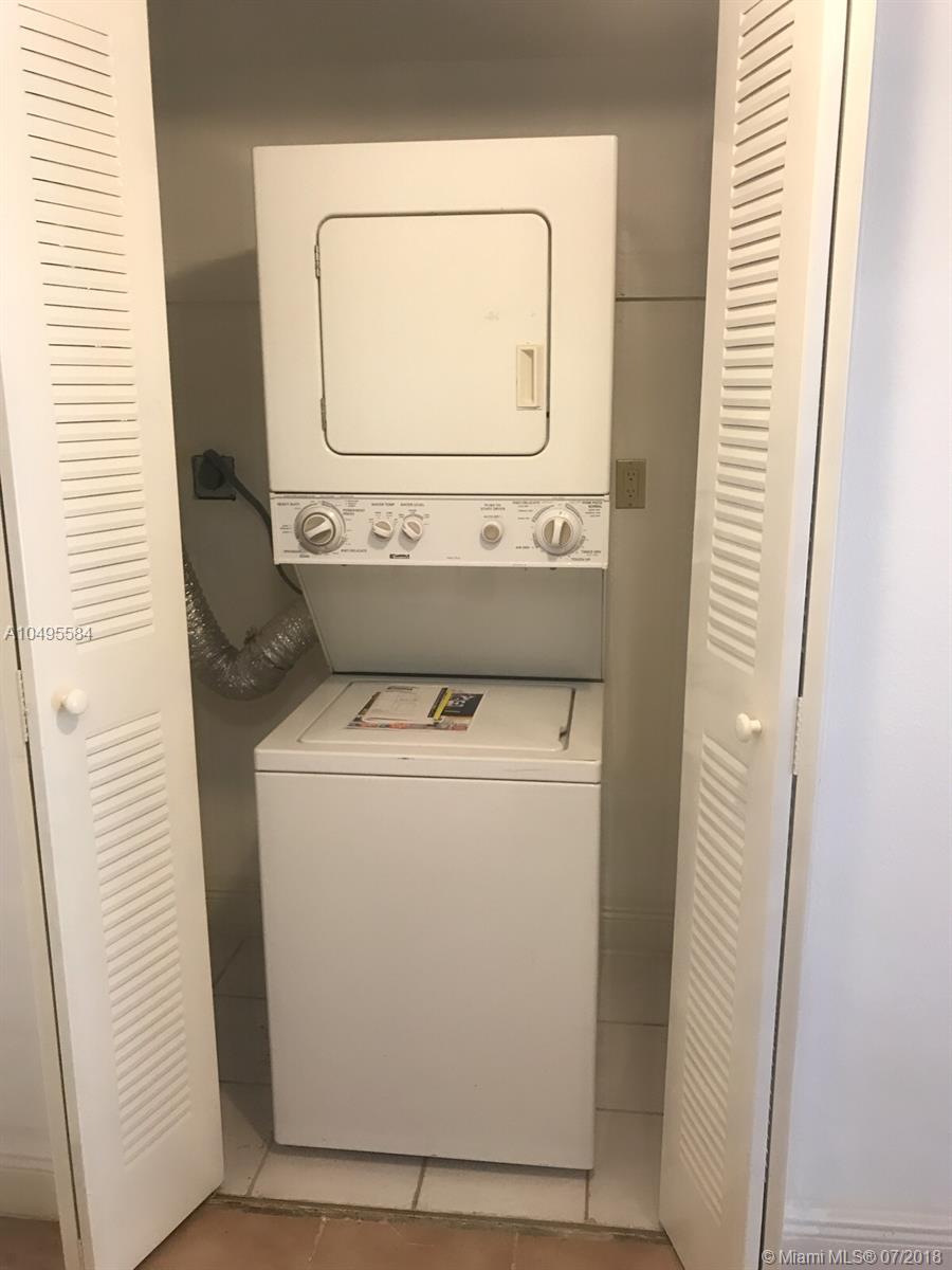 BELLA VILLAS CONDO - Residential