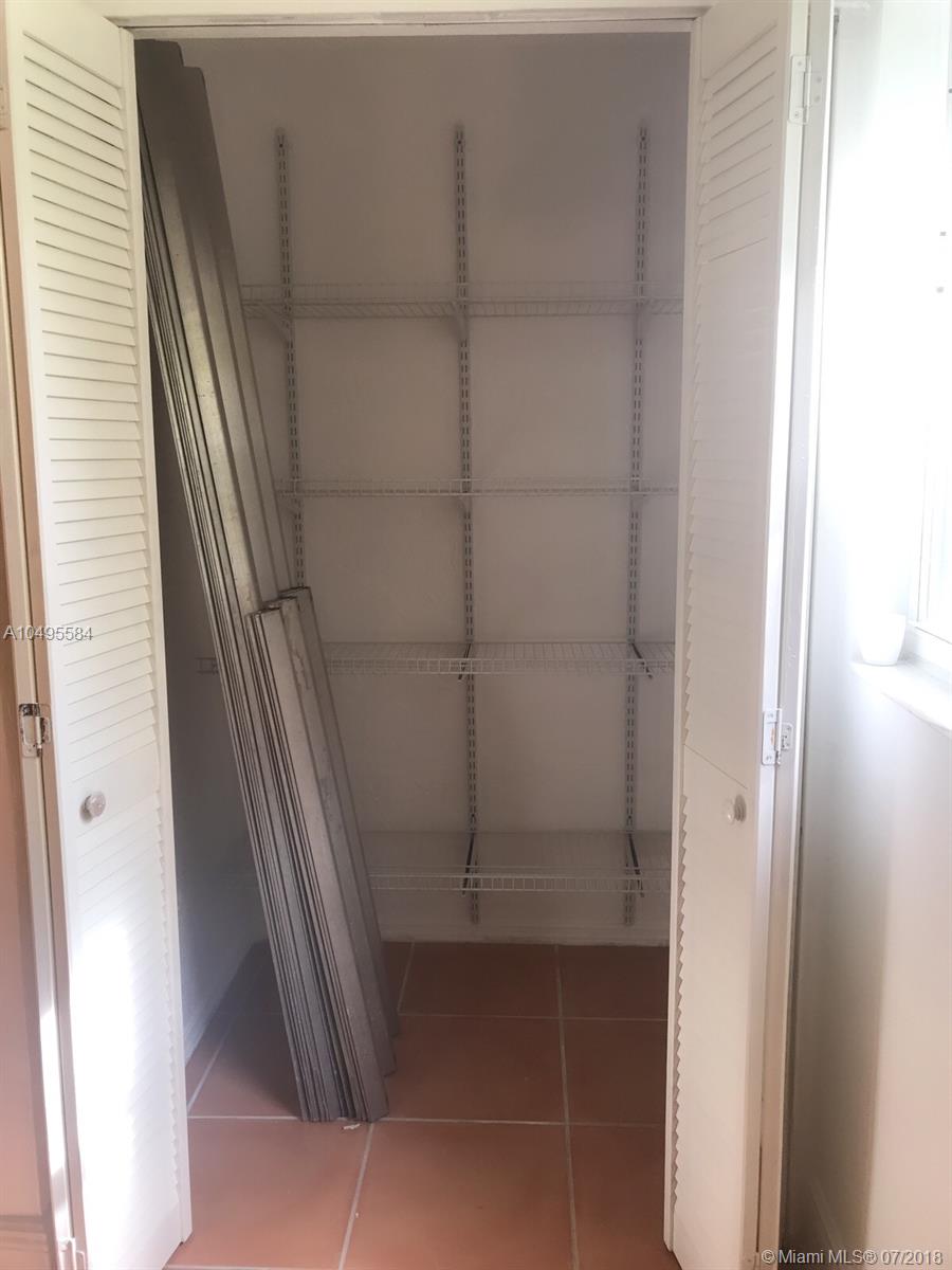 BELLA VILLAS CONDO - Residential