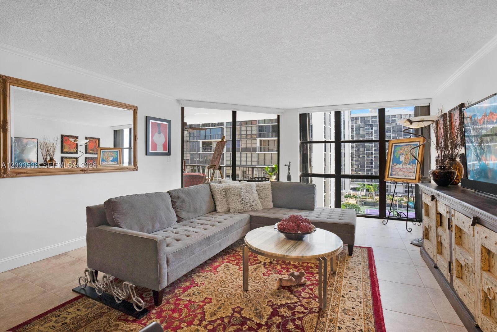 1925 Brickell Ave 1003