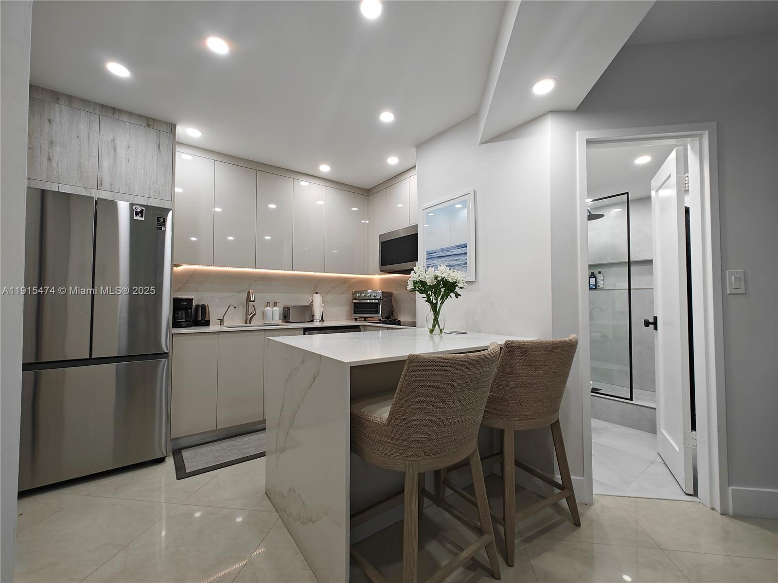 FOUR AMBASSADORS CONDO PH - Residential Lease