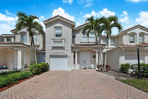 Photo of 4850 NW 108th Pl, Doral, FL 33178 (MLS # A12055770)