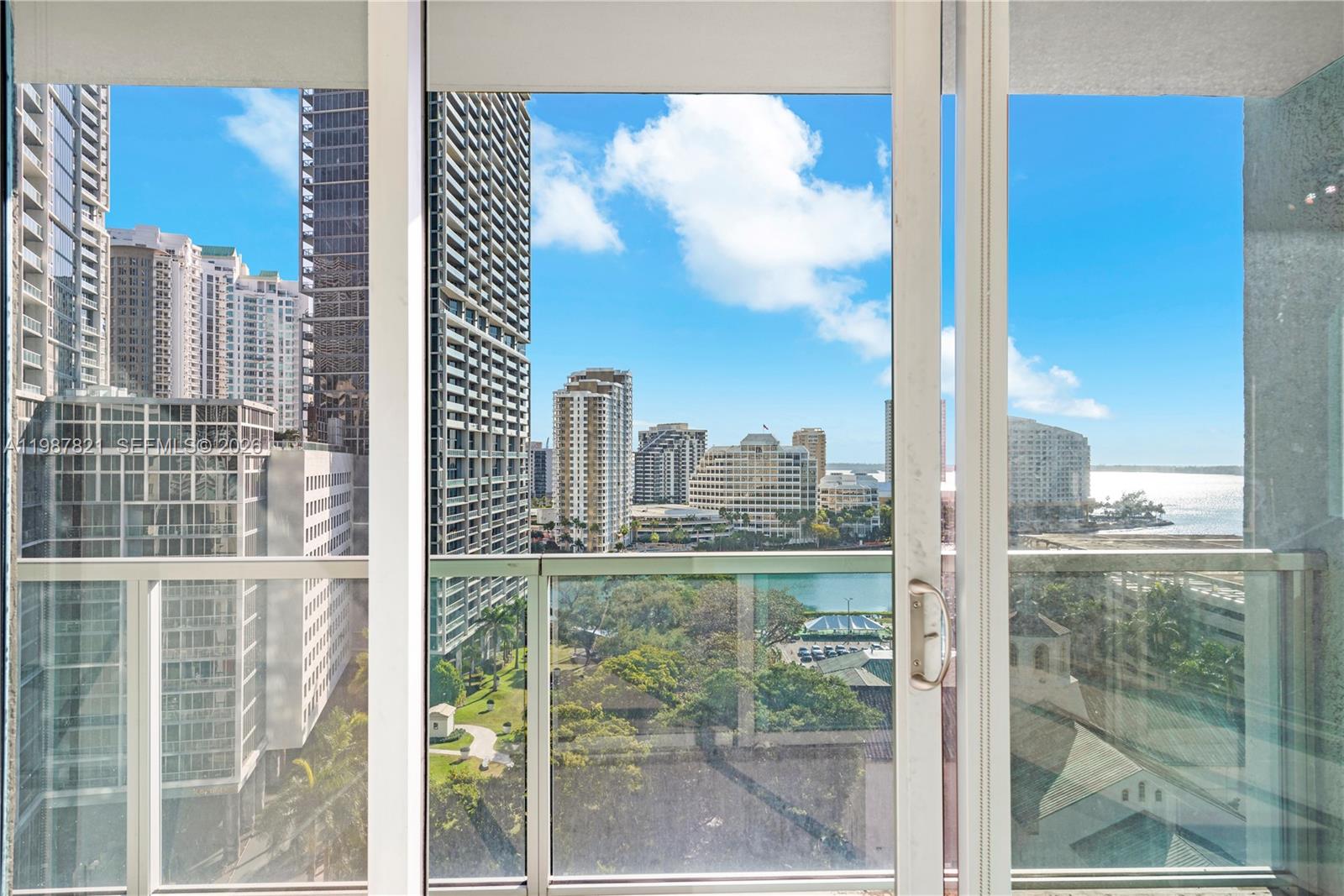 500 BRICKELL EAST CONDO - Residential