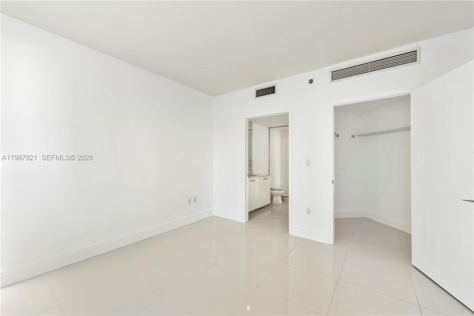 500 BRICKELL EAST CONDO - Residential