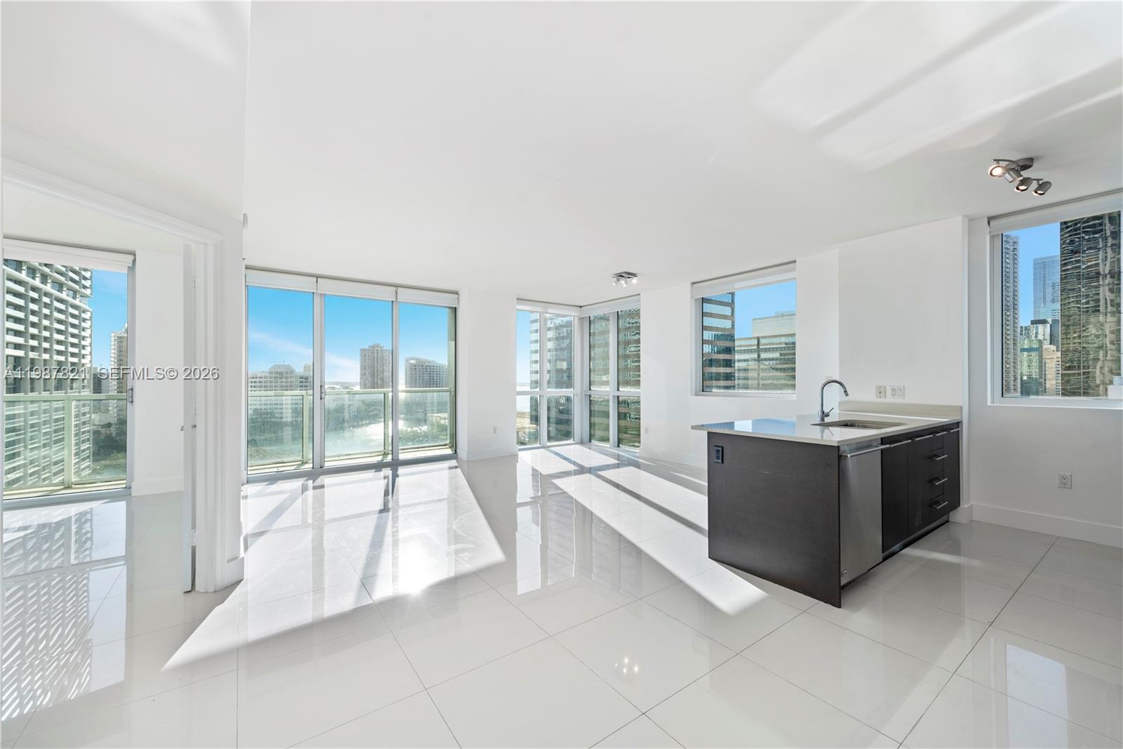 500 BRICKELL EAST CONDO - Residential