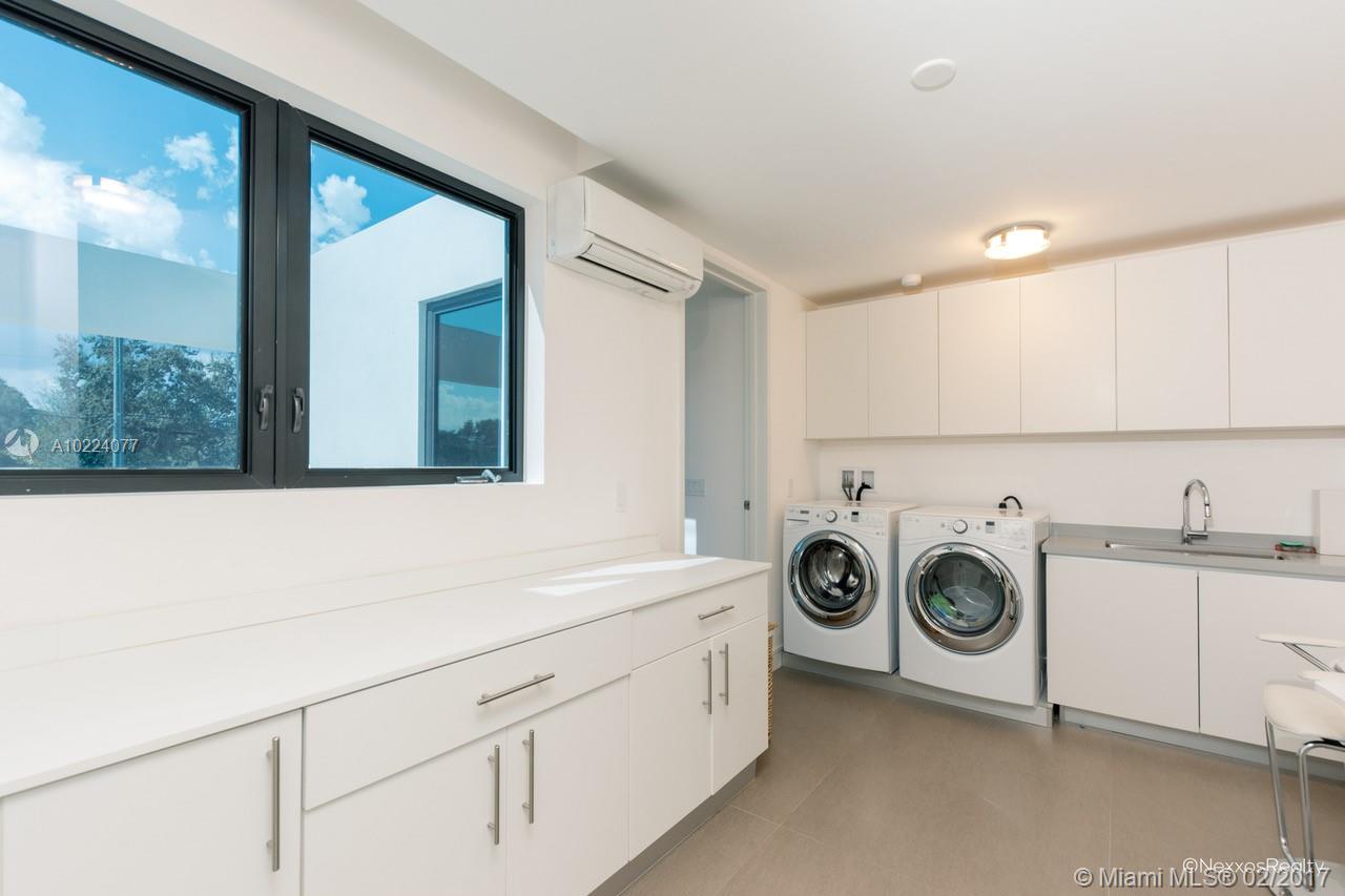 DORONNE ESTS - Residential