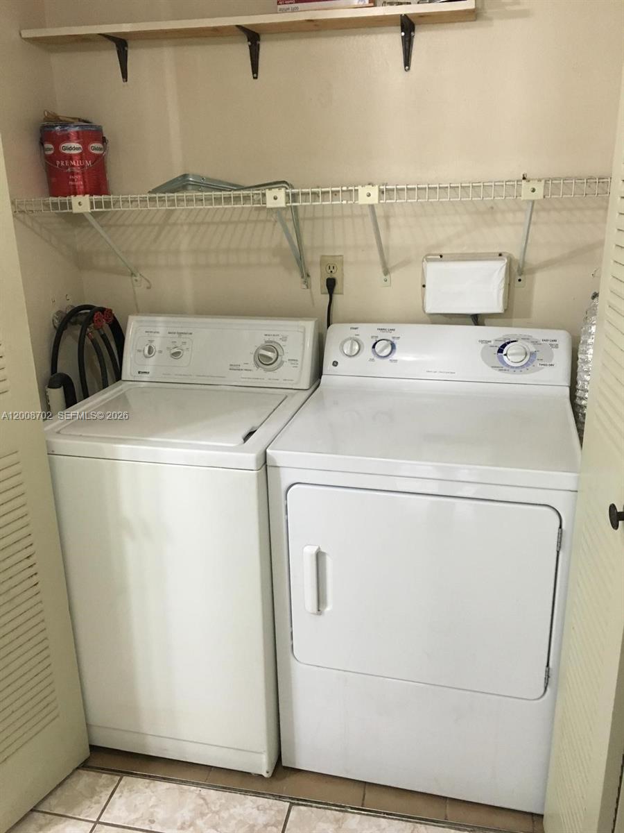 ARAGON TOWERS - Residential