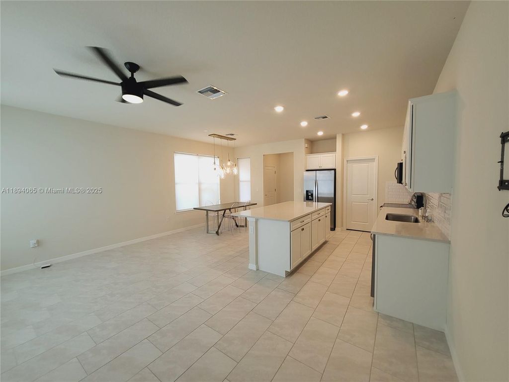 Photo of 2820 Troubadour St, Palm Springs, FL 33406 (MLS # A11894065)