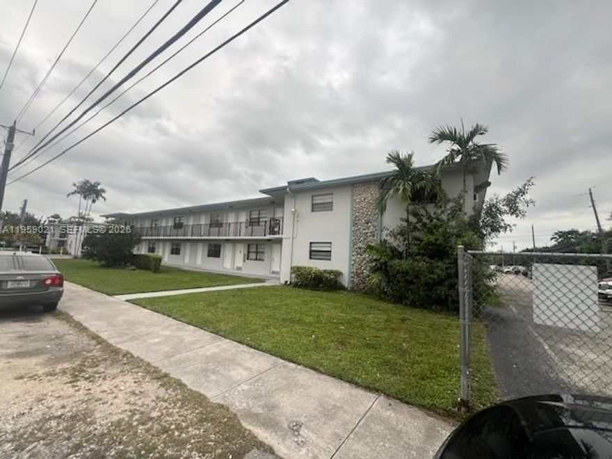 Remodeled, Second Floor Unit.  Tile flooring, new bathroom, excellent location. Split unit AC in living room and bedroom.  Walking distance to grocery store and restaurants. Has 1 assigned parking space and water is included. NO PETS PER HOA. HOA requires $ 200.00 security deposit. See HOA application on attachments - Contact L/A for more information. Tenant occupied. Please allow 24 hour notice for showings