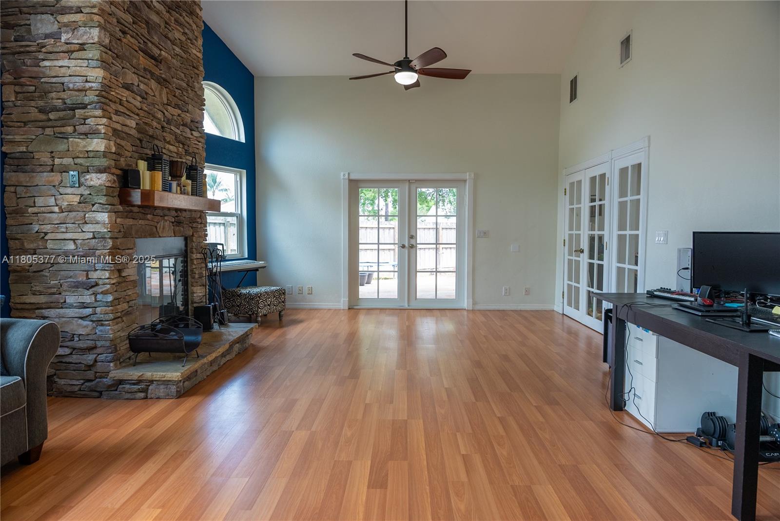 AMERICAN HOMES AT BOCA RA - Residential