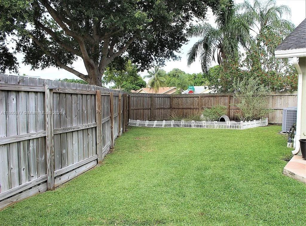 AMERICAN HOMES AT BOCA RA - Residential